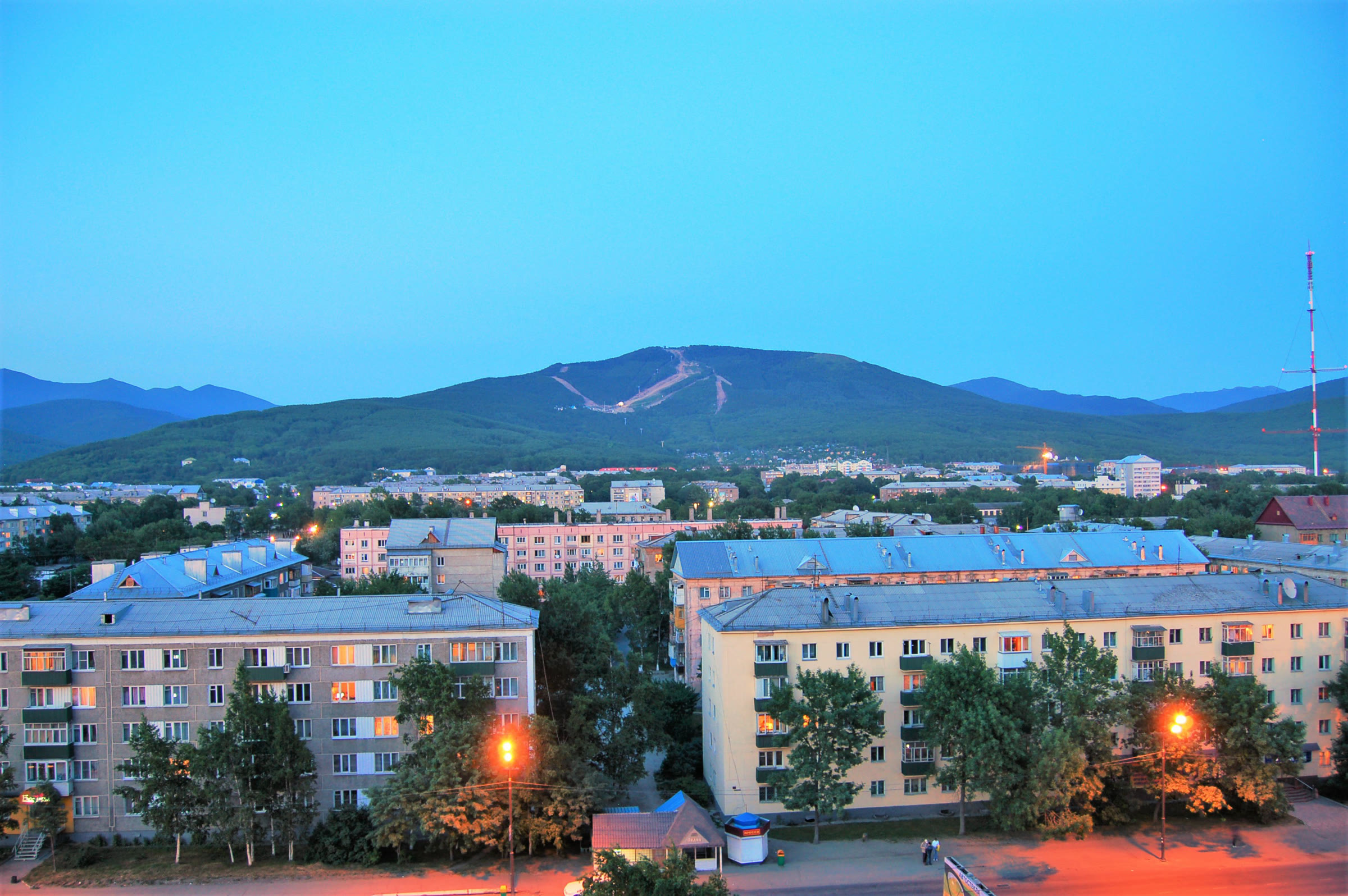 مدينة يوجنو ساخالينسك في جزيرة ساخالين (أرشيف)