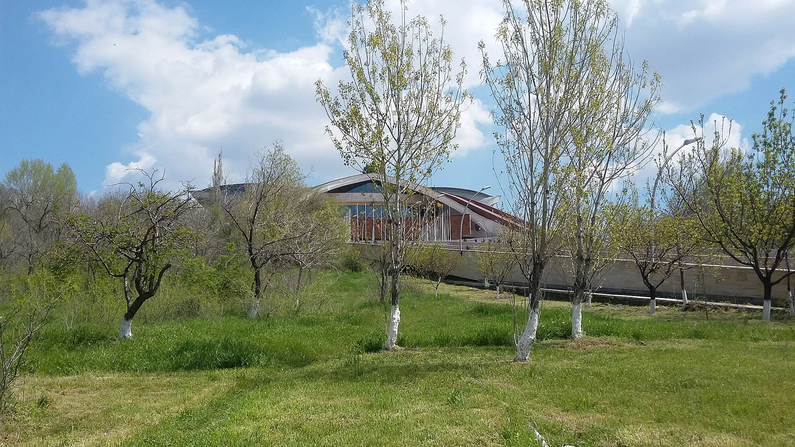 Спортивно-концертный комплекс имени Карена Демирчяна в Ереване (архив)