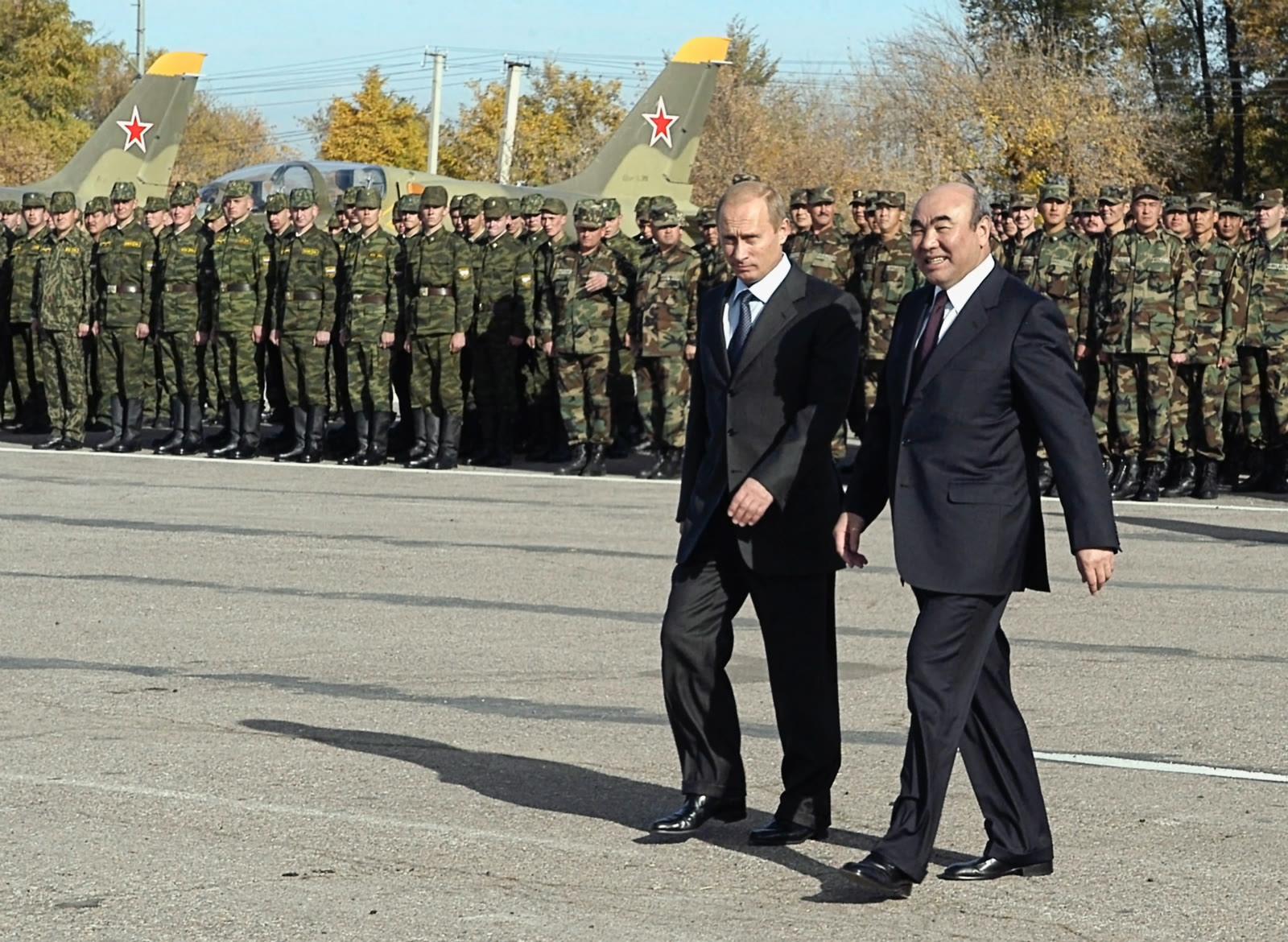 Российская авиабаза Кант в Кыргызстане (архив, 2003 год)