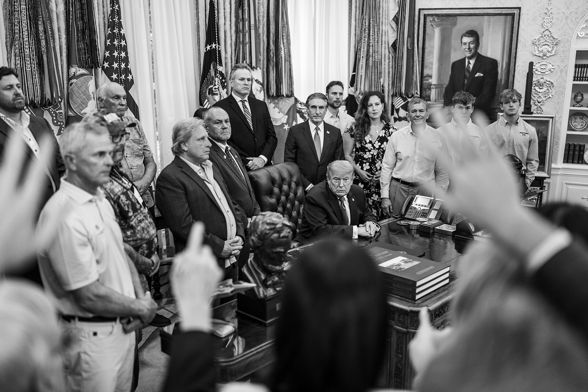Трамп в Овальном кабинете (архив, июнь 2026)