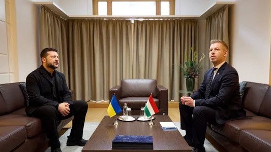 Zelenskiy ile Magyar, Brüksel’deki görüşmede