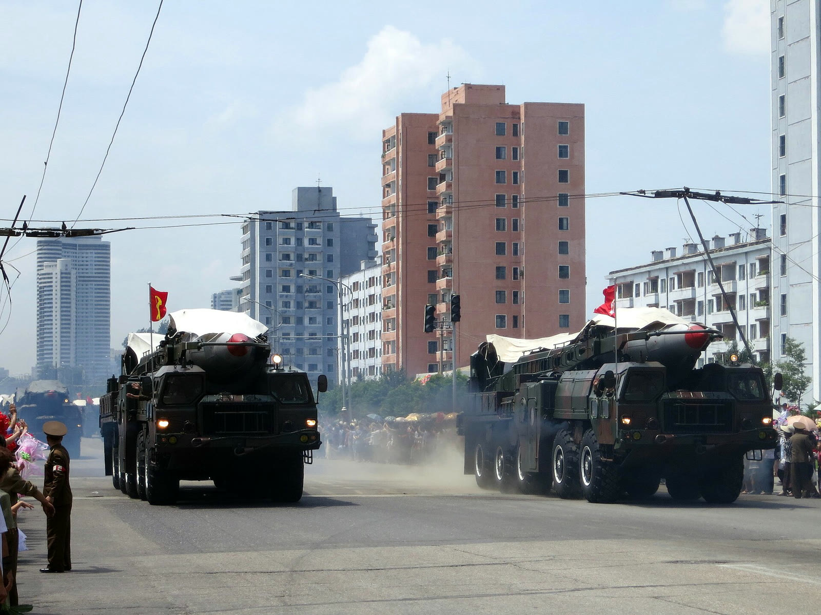 Пусковые установки баллистических ракет КНДР на военном параде 2013 года (архив)
