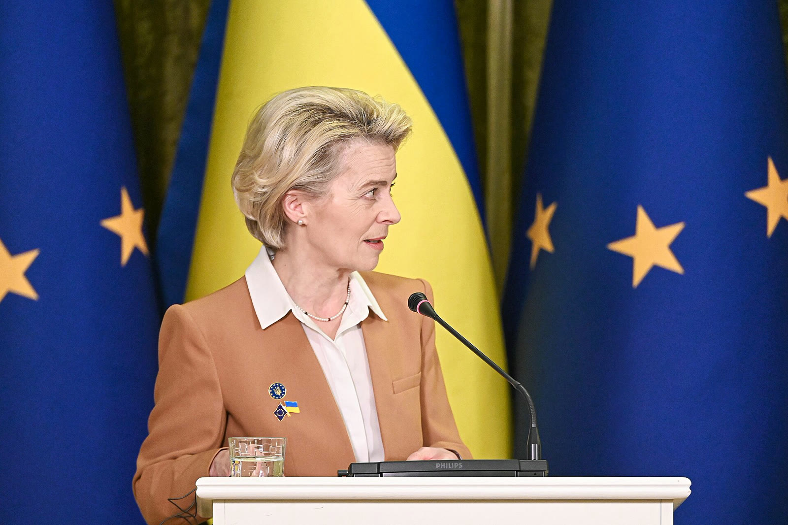 Arşiv: Avrupa Komisyonu Başkanı von der Leyen ve Zelenskiy, Kiev (Şubat 2023)