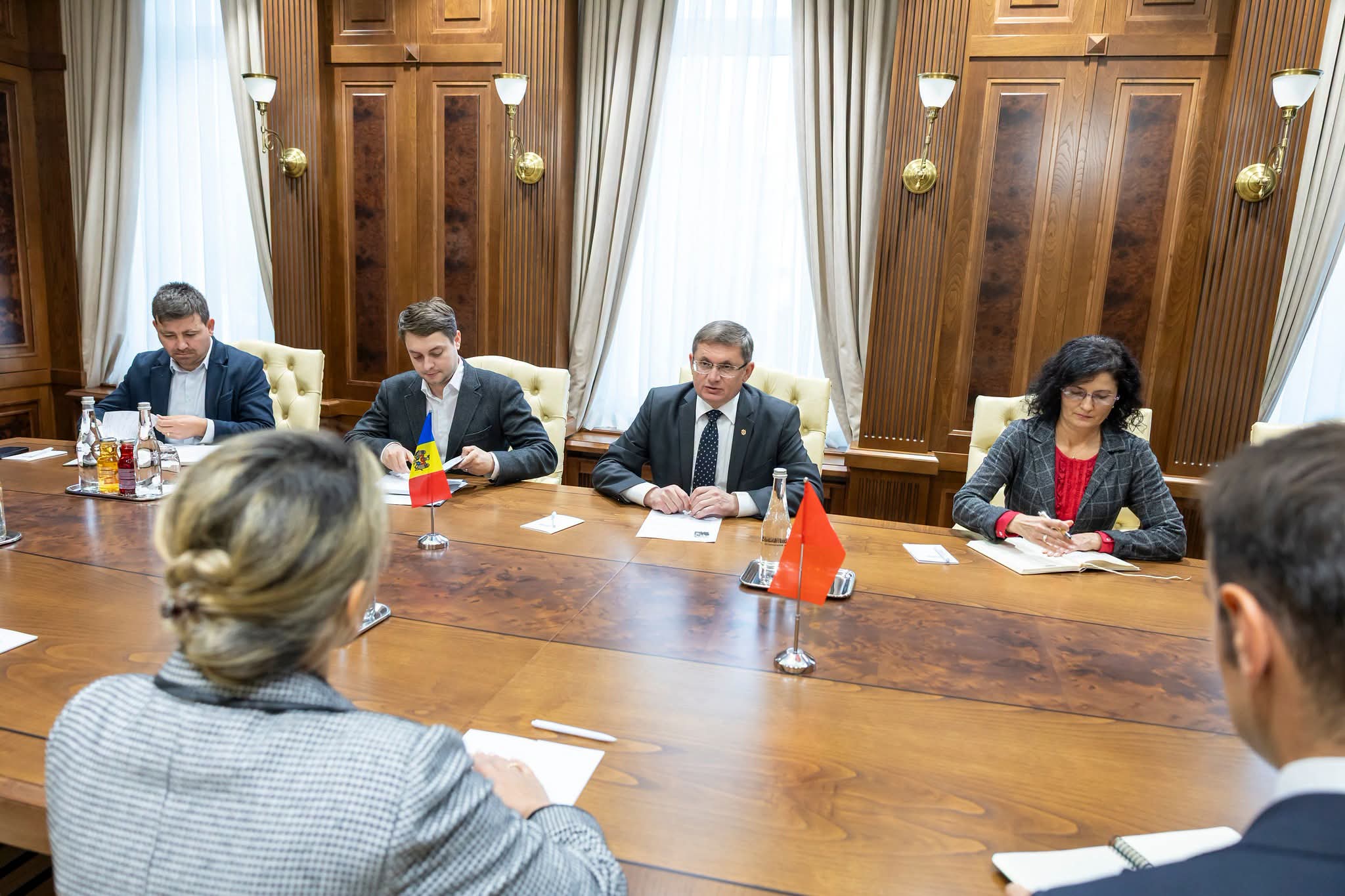Встреча в парламенте Молдовы