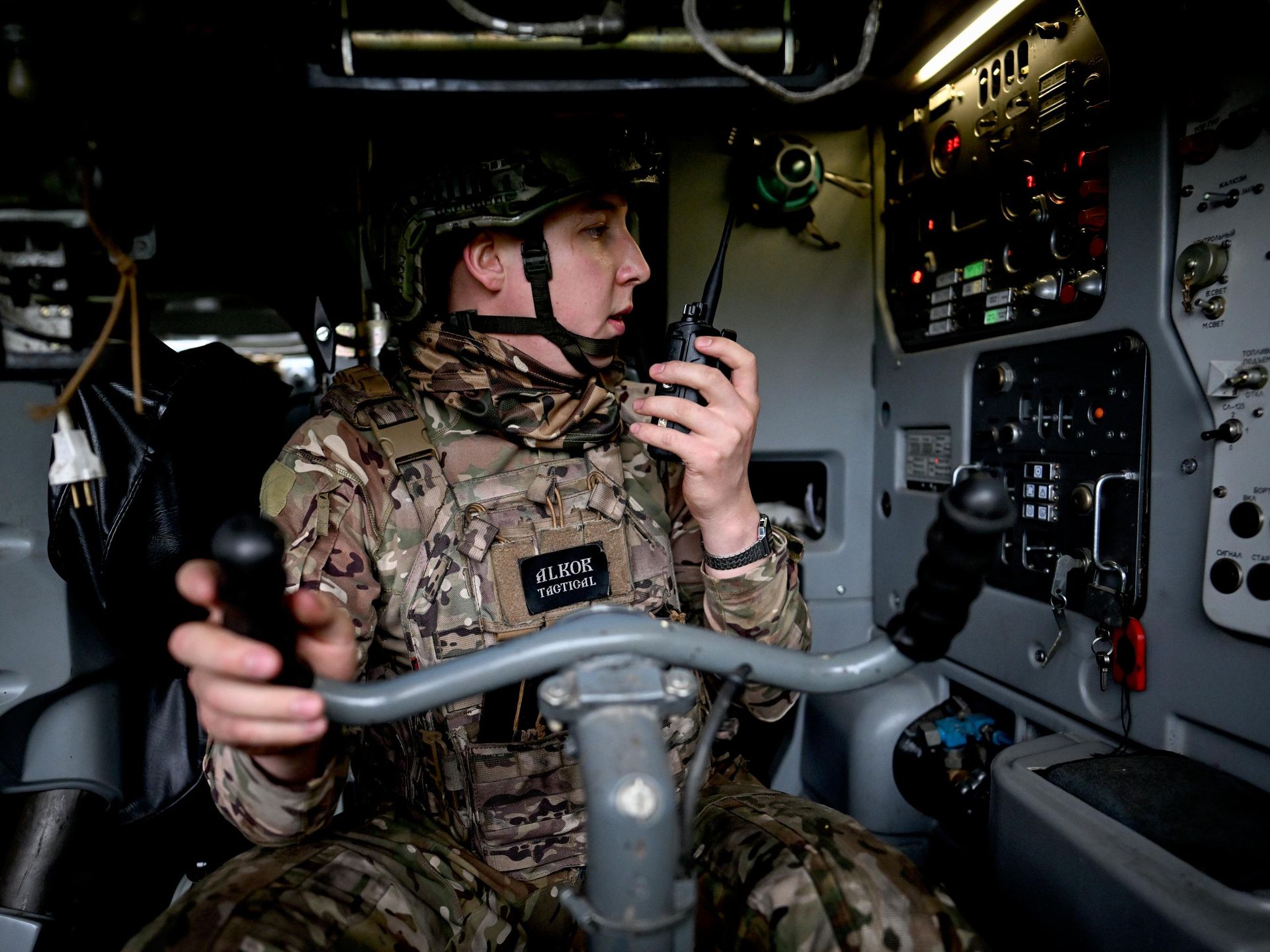 A Russian soldier inside a military vehicle (archive)