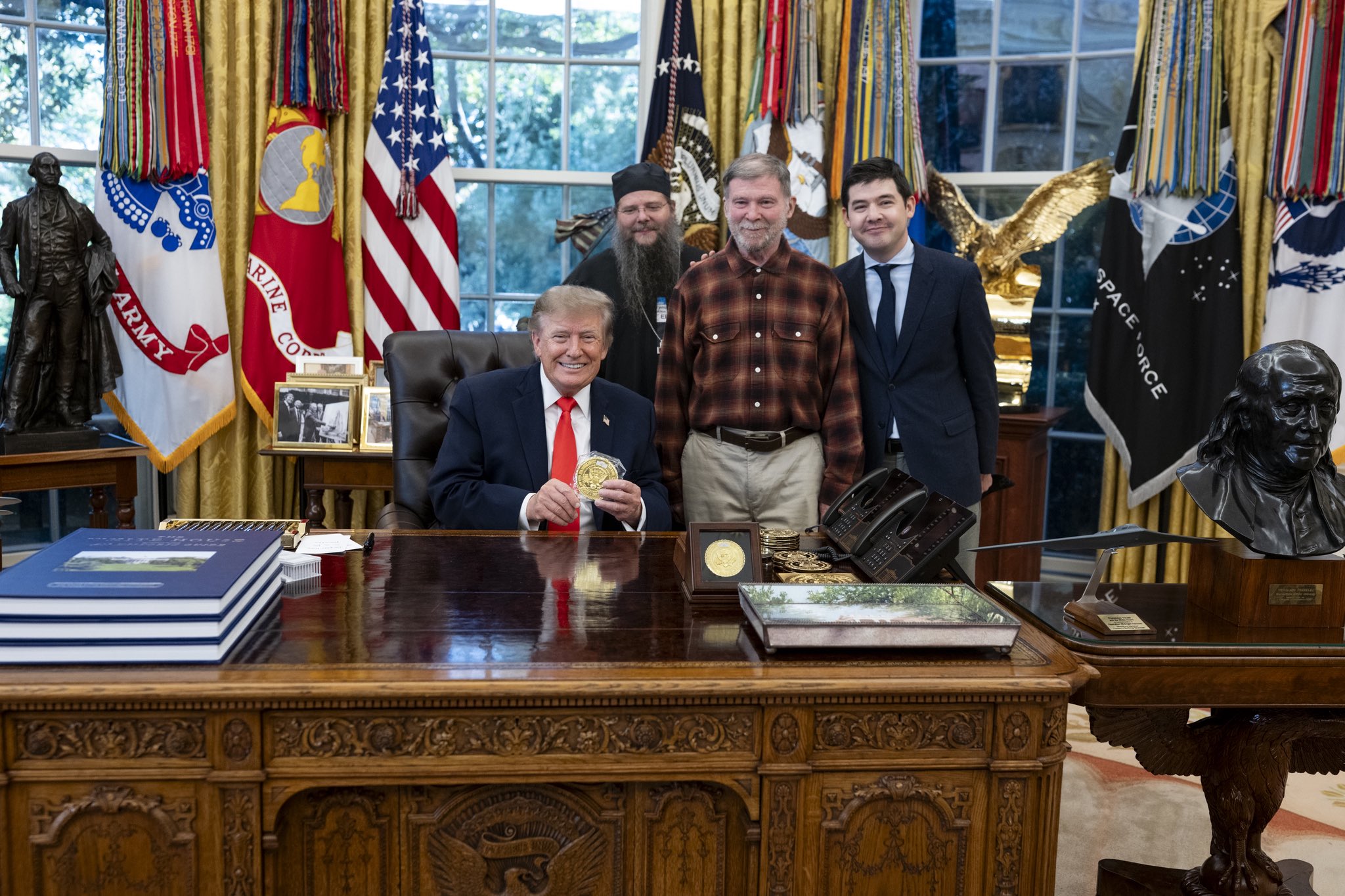 Trump and Stephen Hubbard in the Oval Office